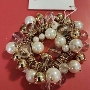 Chico's Pearl and Gold Stretch  Bijou Bracelet